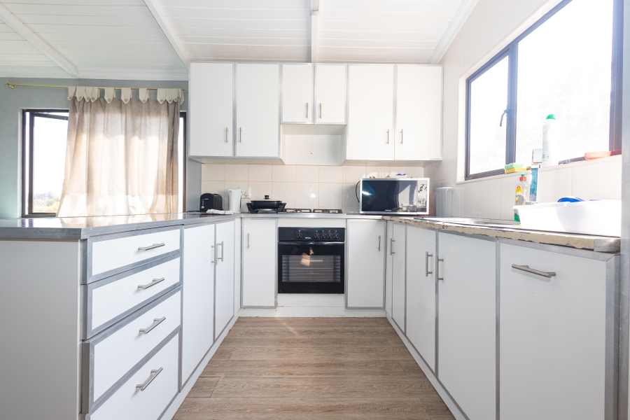 3 Bedroom Property for Sale in Klein Dassenberg Western Cape
